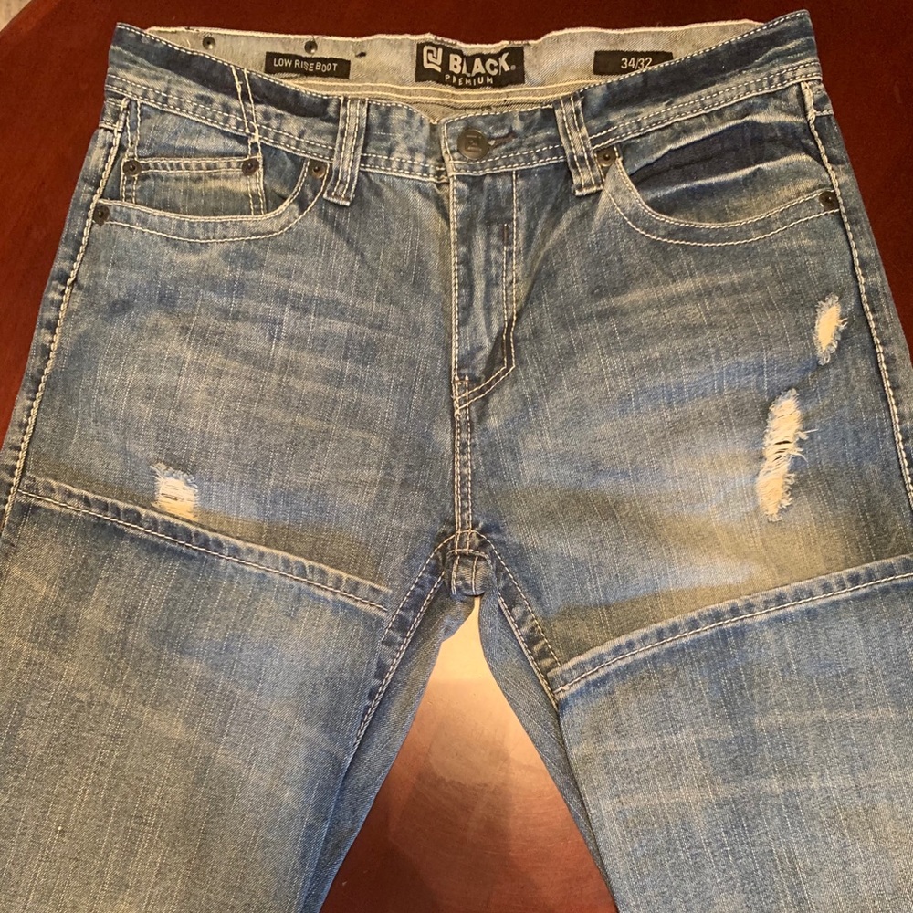 Men’s 34/32 BUCKLE Black jeans